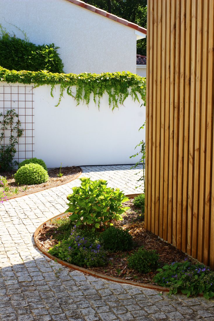 La cour végétalisée — photo 12